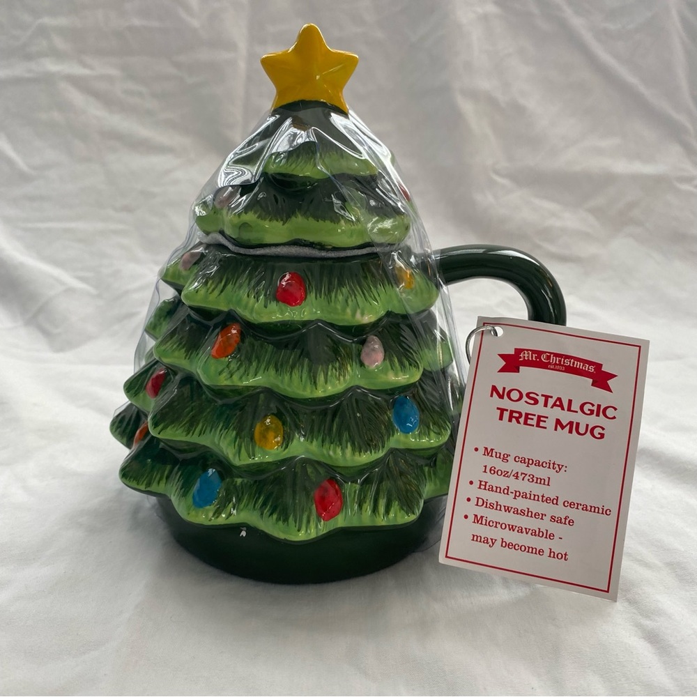 Mr Christmas lidded nostalgic tree mug